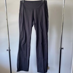 Straight leg yoga pants